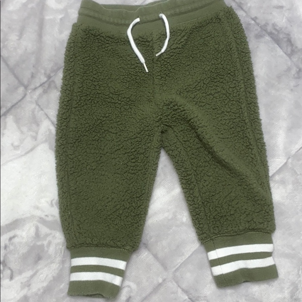 Gently used Sherpa jogger for toddler